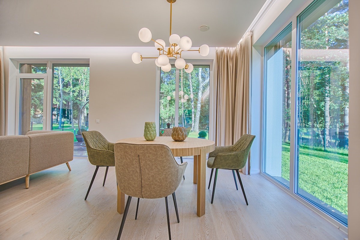 lights over dining table